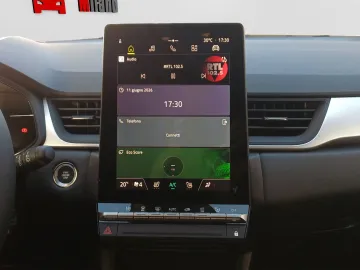Car image 26