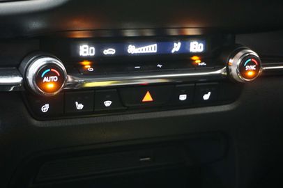 Car image 36