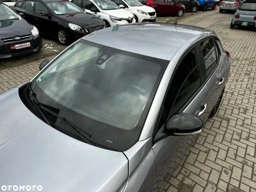 Car image 28