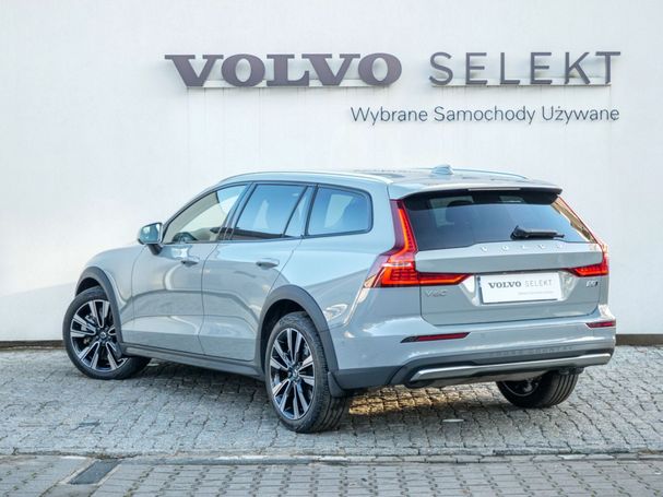 Volvo V60 Cross Country AWD 184 kW image number 6