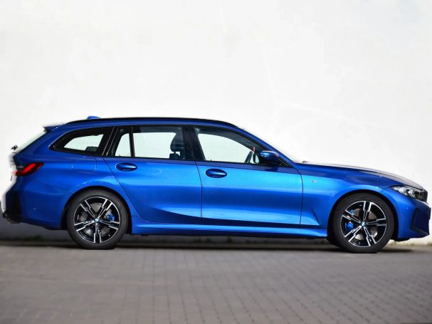 BMW 330i Touring M 180 kW image number 3