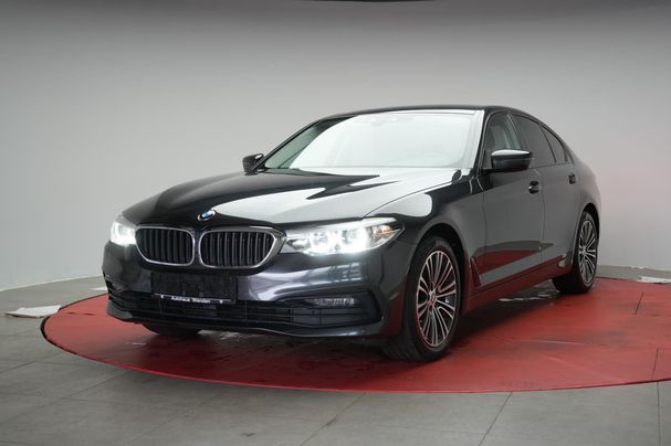 BMW 520i Sport Line 135 kW image number 15