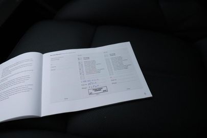 Car image 34