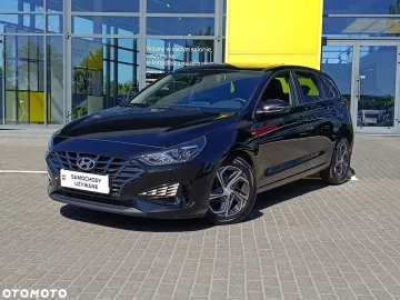 Car image 32
