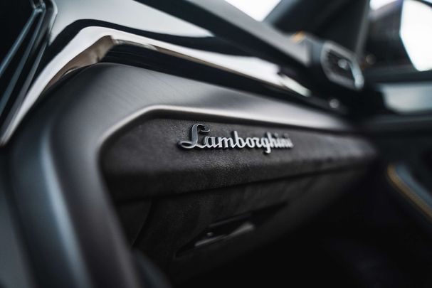 Lamborghini Urus S 490 kW image number 12