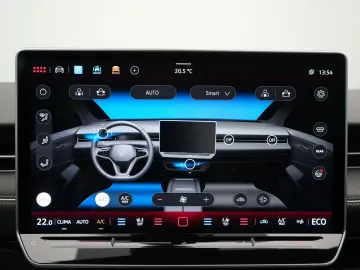 Car image 48