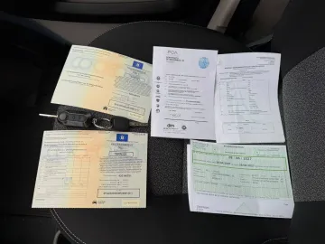 Car image 41