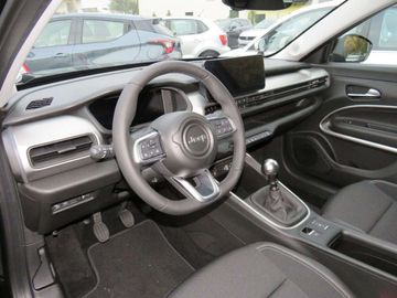 Car image 9