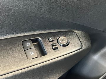 Car image 31