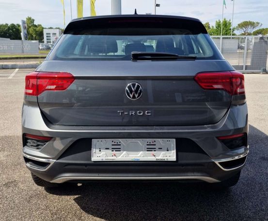 Volkswagen T-Roc 1.0 TSI T-Roc 81 kW image number 3