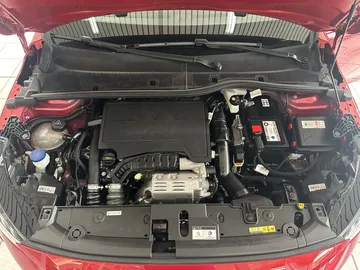 Car image 27