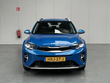 Car image 22