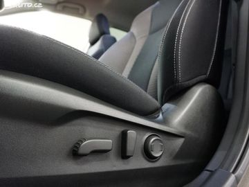 Car image 41