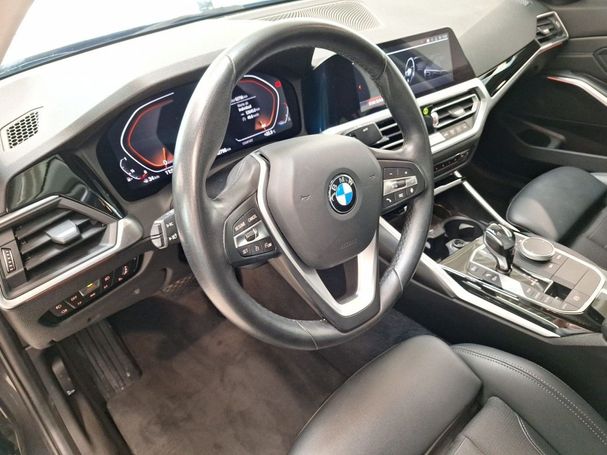 BMW 330i 190 kW image number 10