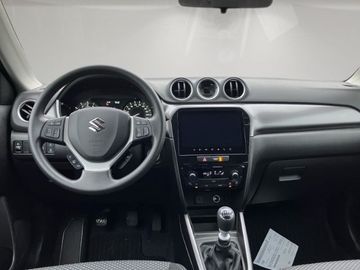 Car image 12