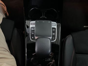 Car image 31