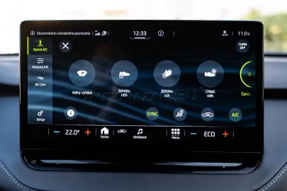 Car image 47