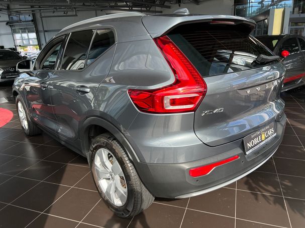 Volvo XC40 Momentum 140 kW image number 5