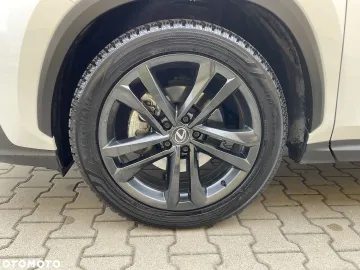 Car image 35