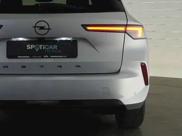 Car image 33