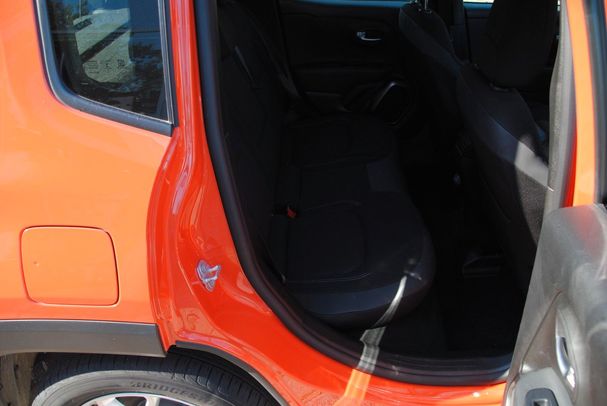 Jeep Renegade 1.0 T-GDi Limited 88 kW image number 8