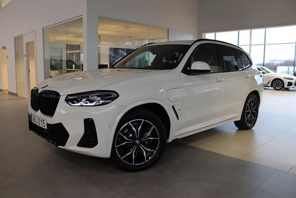 BMW X3 xDrive30e 215 kW image number 4