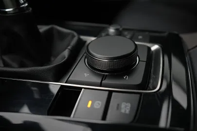 Car image 49