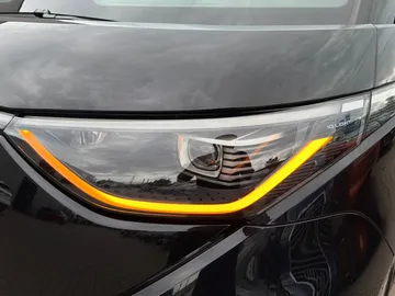 Car image 33