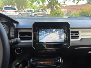 Car image 17