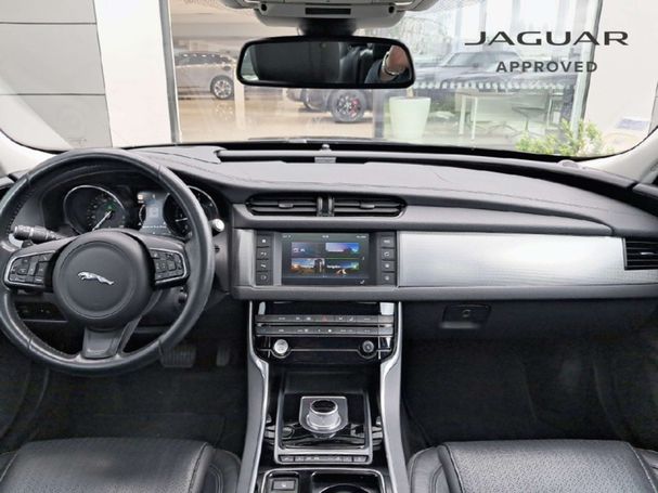 Jaguar XF AWD Prestige 134 kW image number 8