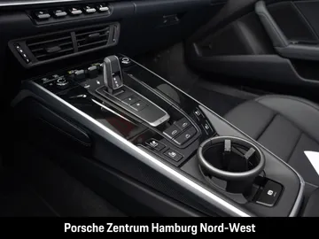 Car image 32