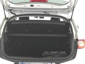 Car image 29