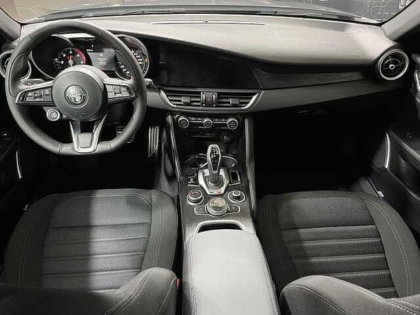 Alfa Romeo Giulia 2.2 Diesel AT8 118 kW image number 12