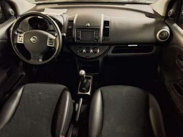 Car image 13