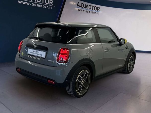 Mini Cooper SE Essential 135 kW image number 3