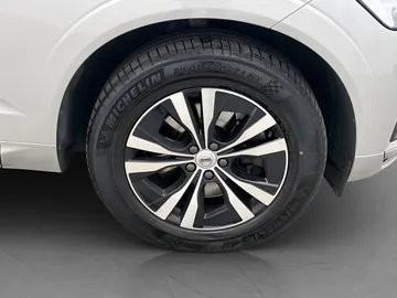 Car image 36