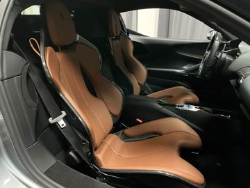 Car image 31