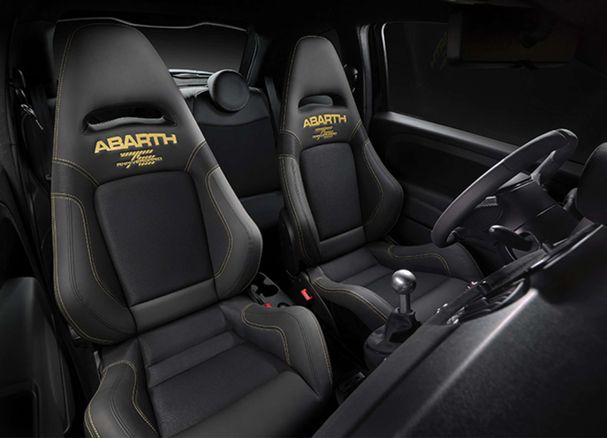 Abarth 695 132 kW image number 14