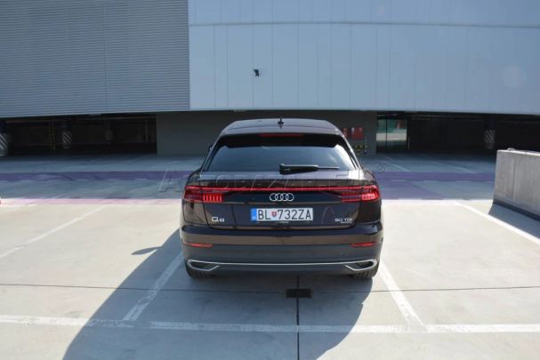 Audi Q8 50 TDI quattro 210 kW image number 11