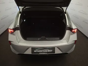 Car image 33