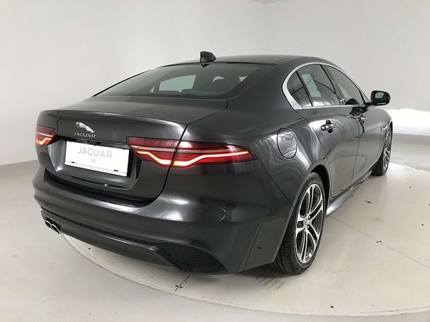 Jaguar XE 150 kW image number 29