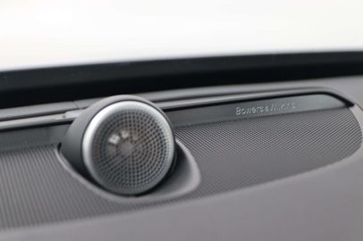 Car image 36