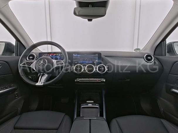 Mercedes-Benz GLA 200 120 kW image number 3