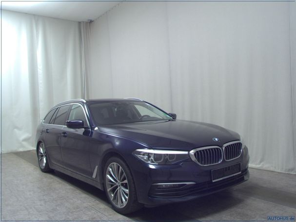 BMW 530d Touring 195 kW image number 2