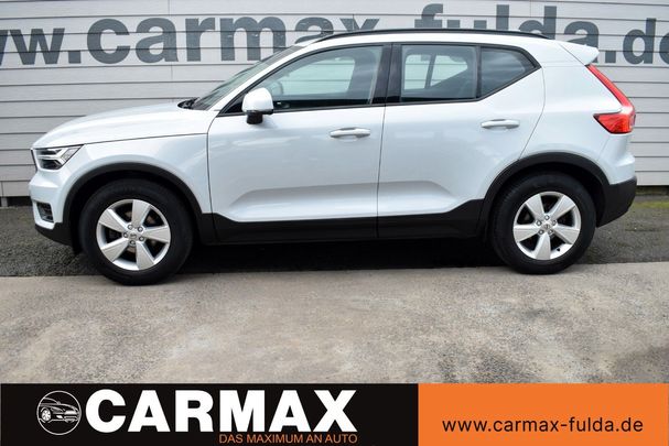 Volvo XC40 Momentum 95 kW image number 13