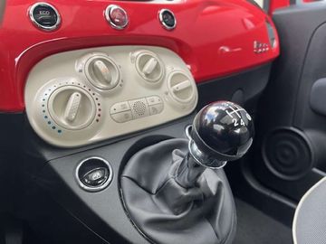 Car image 32