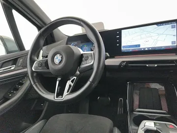 Car image 37