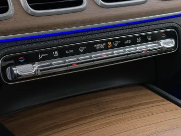 Car image 49