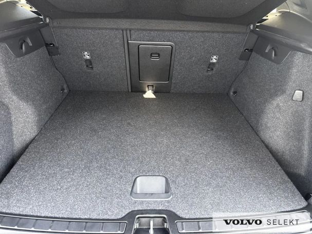 Volvo XC40 120 kW image number 12