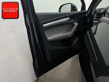 Car image 33